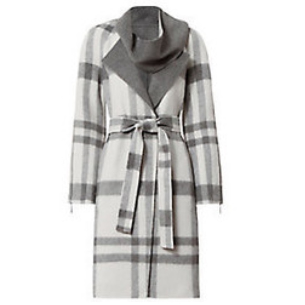 NWT Intermix Grant plaid coat. Size petite